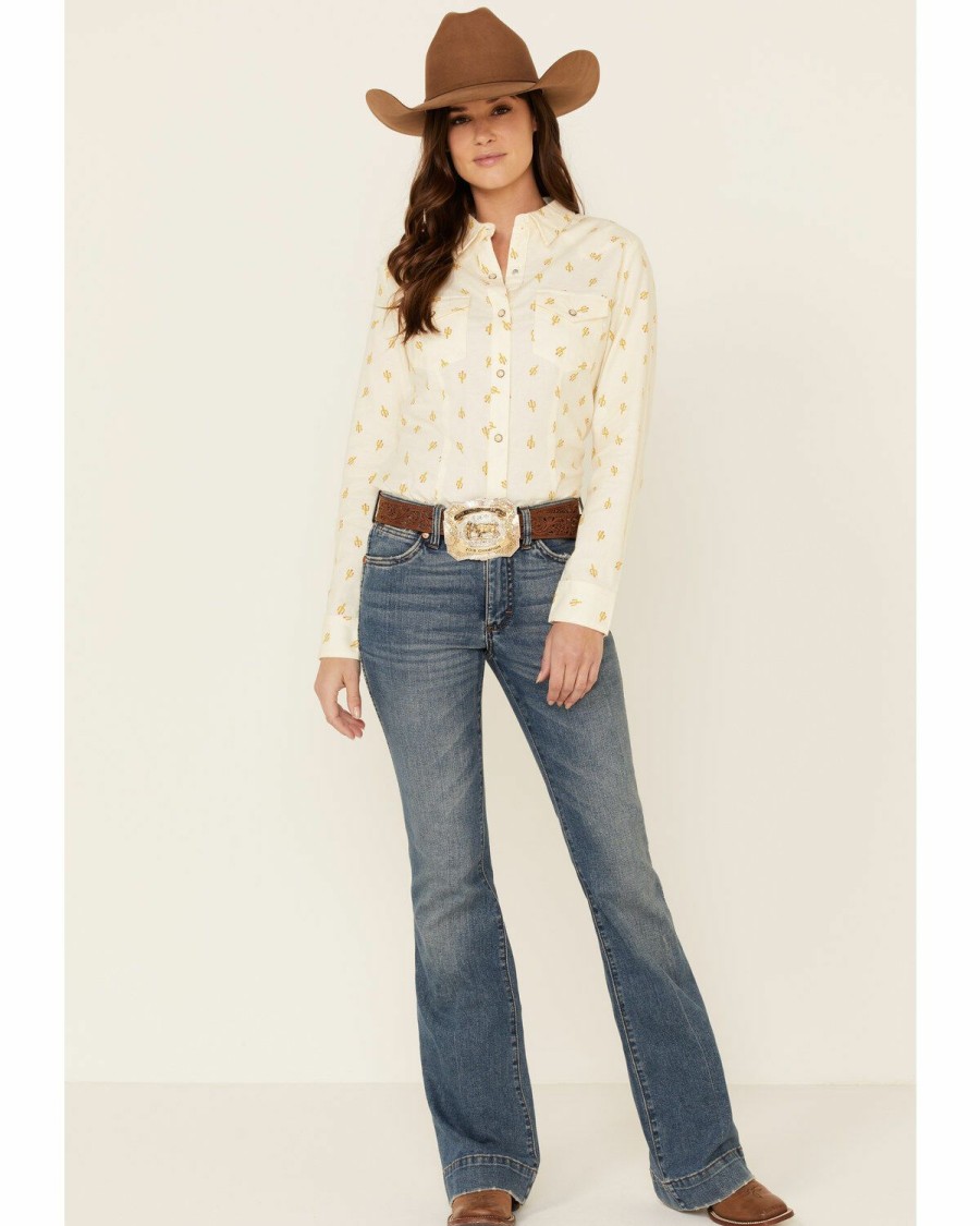 Women * | Discount Wrangler Women'S Ivory All-Over Cactus Print Long Sleeve Western Core Shirt